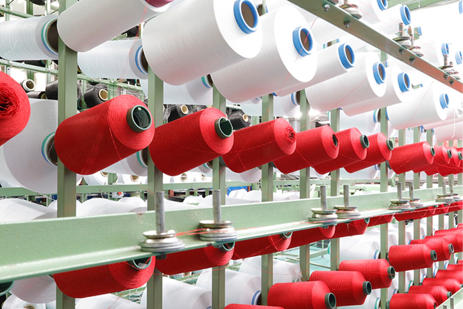 An In-Depth Look at Polyester, Polypropylene, Cotton, and Nylon Yarns
